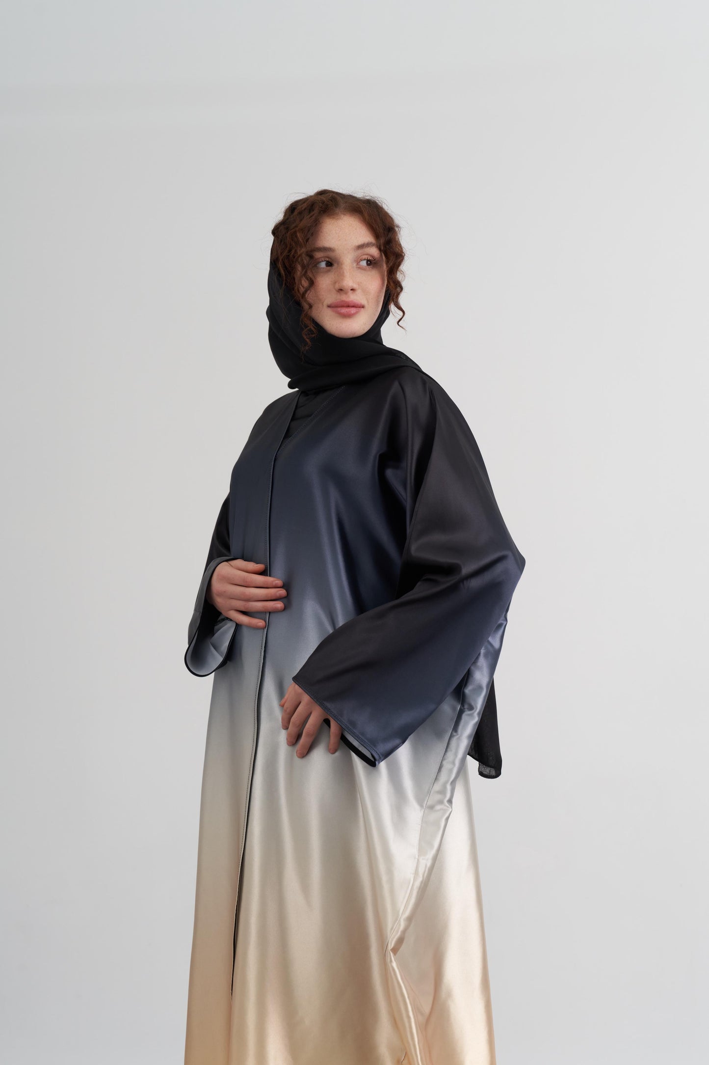 ASHYA SATIN ABAYA